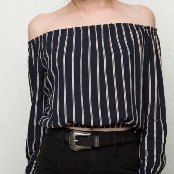 Brandy Melville Tops - Brandy Melville Off The Shoulder Top
